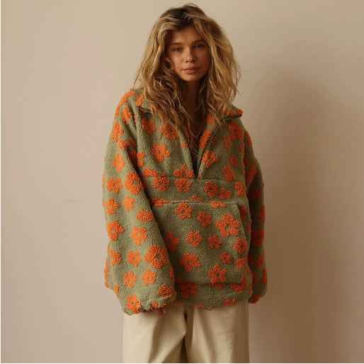 Women's Winter Floral Lambskin Sweatshirt - Zip-Up Pullover with Pocket