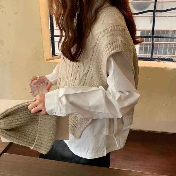 Women's Sleeveless Cropped Vest - Contemporary Sweater Vest