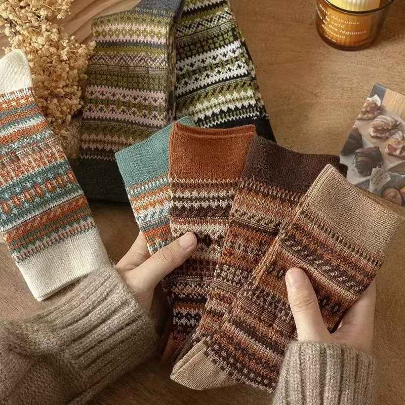 Women's Bunching Retro Mid-calf Socks Ethnic Style